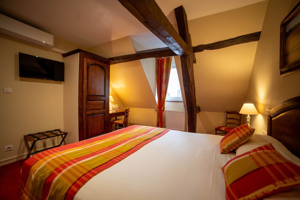 SUPERIOR, DOUBLE BED
