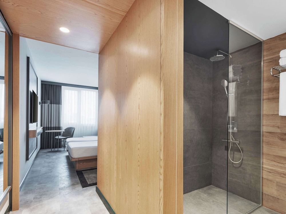 غرفة سوبيريور بسرير مزدوج بإطلالة على الفناء، Ibis Istanbul Sisli 10/10