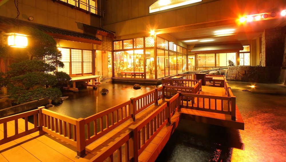 ISAWA VIEW HOTEL 42/48