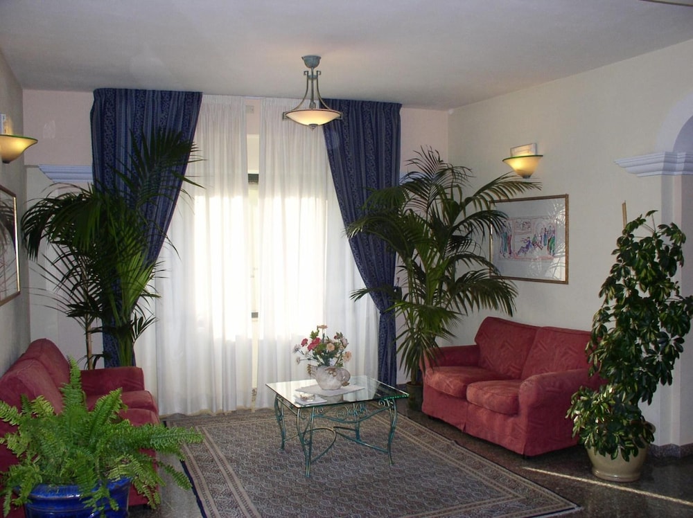 Hotel Maria Rosaria 44/62