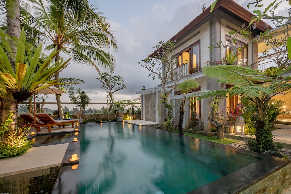 Prabhu Ubud Villa 34/37