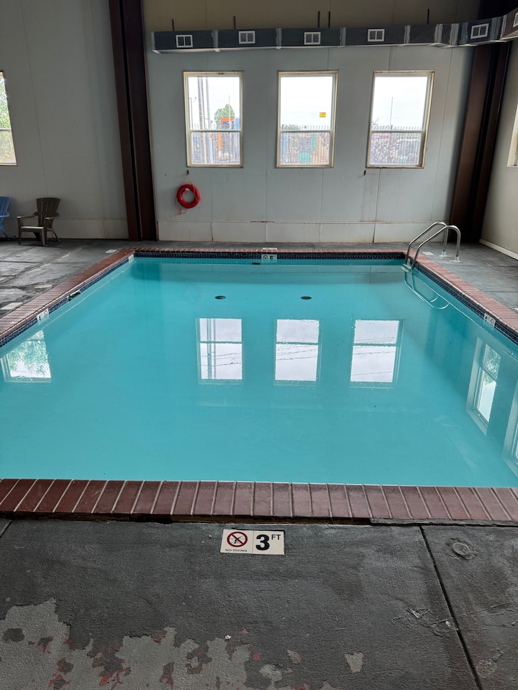 Super 8 by Wyndham Oklahoma City 9/20