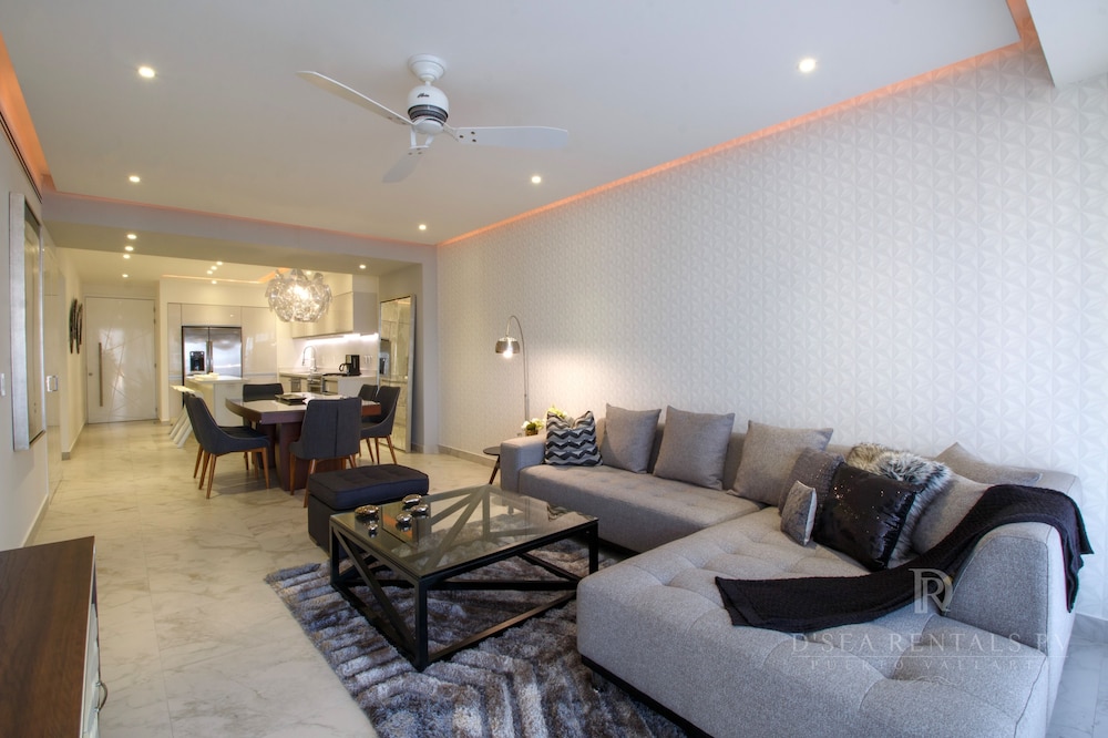 D Terrace Luxury Residences 24/50
