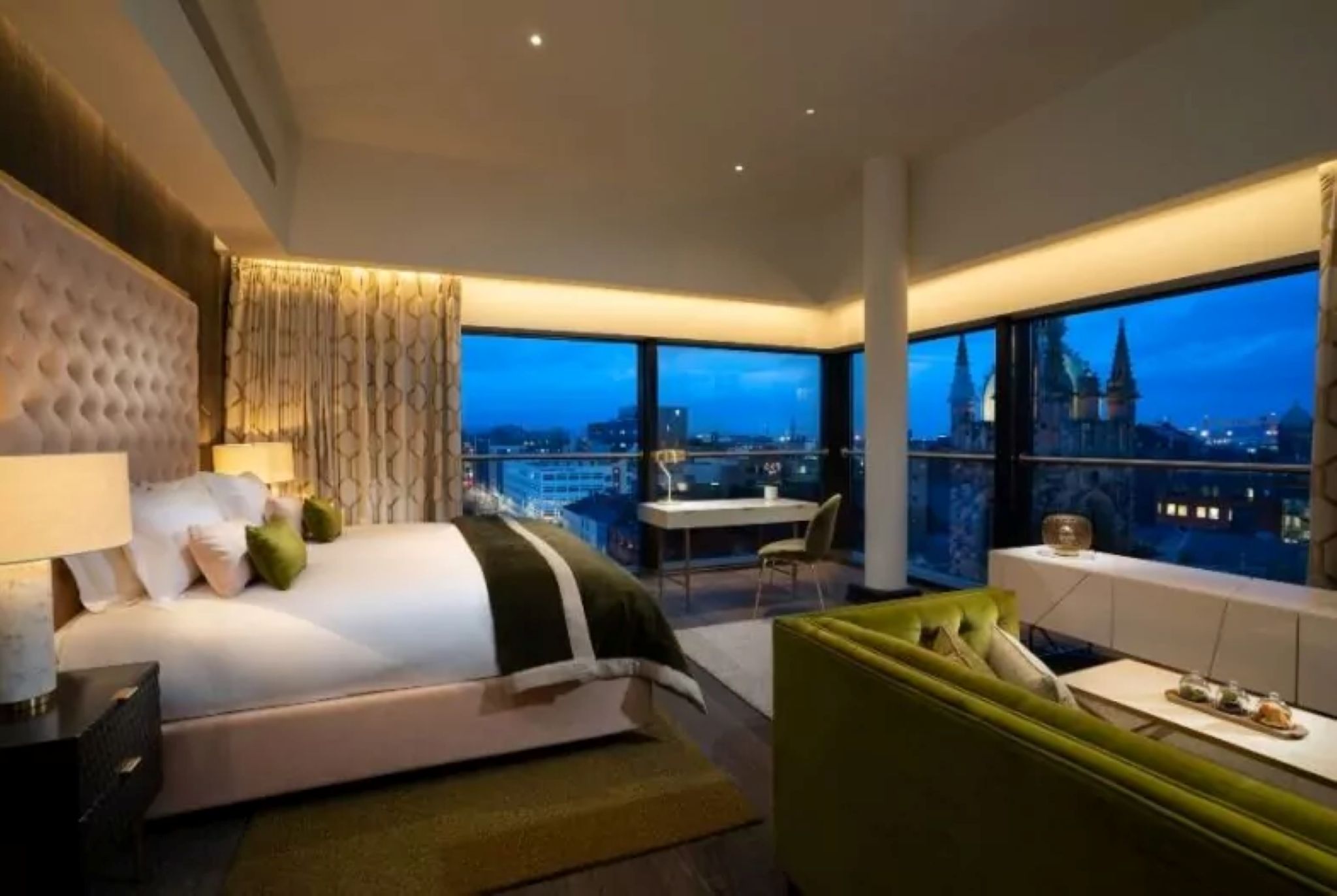 Penthouse Suite