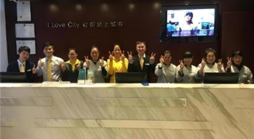 City Comfort Inn (Guangzhou Tiyu West Road Metro Station) 10/48