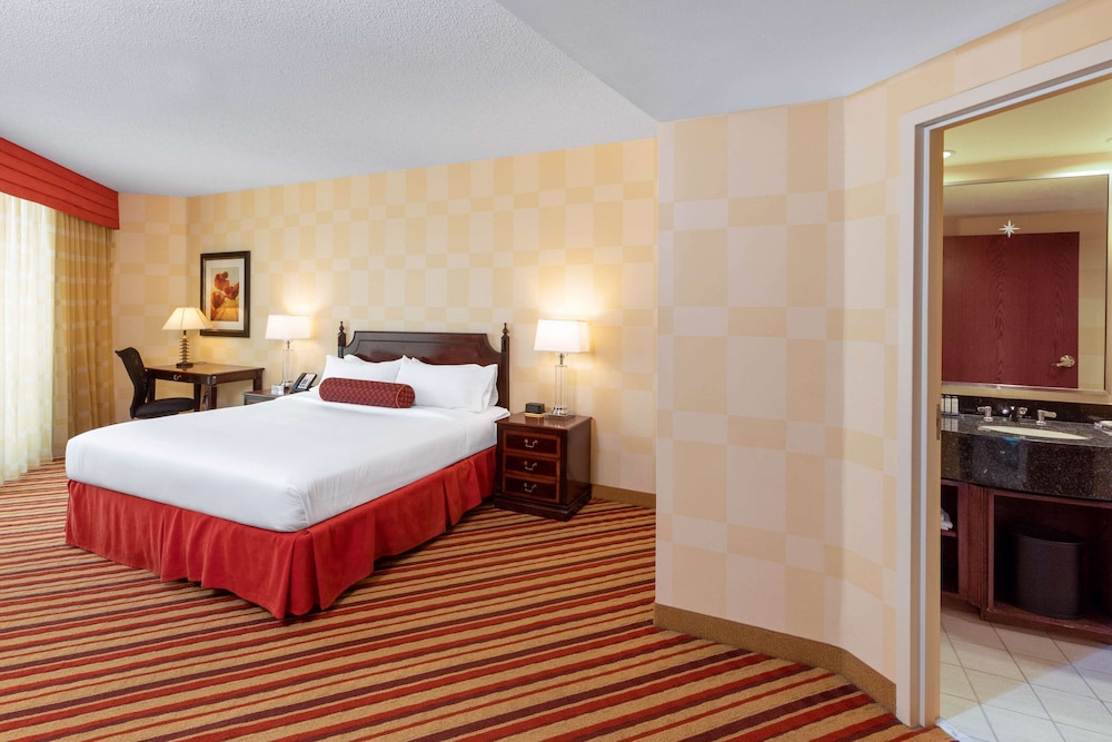 Wyndham Grand Oklahoma City Downtown 15/68