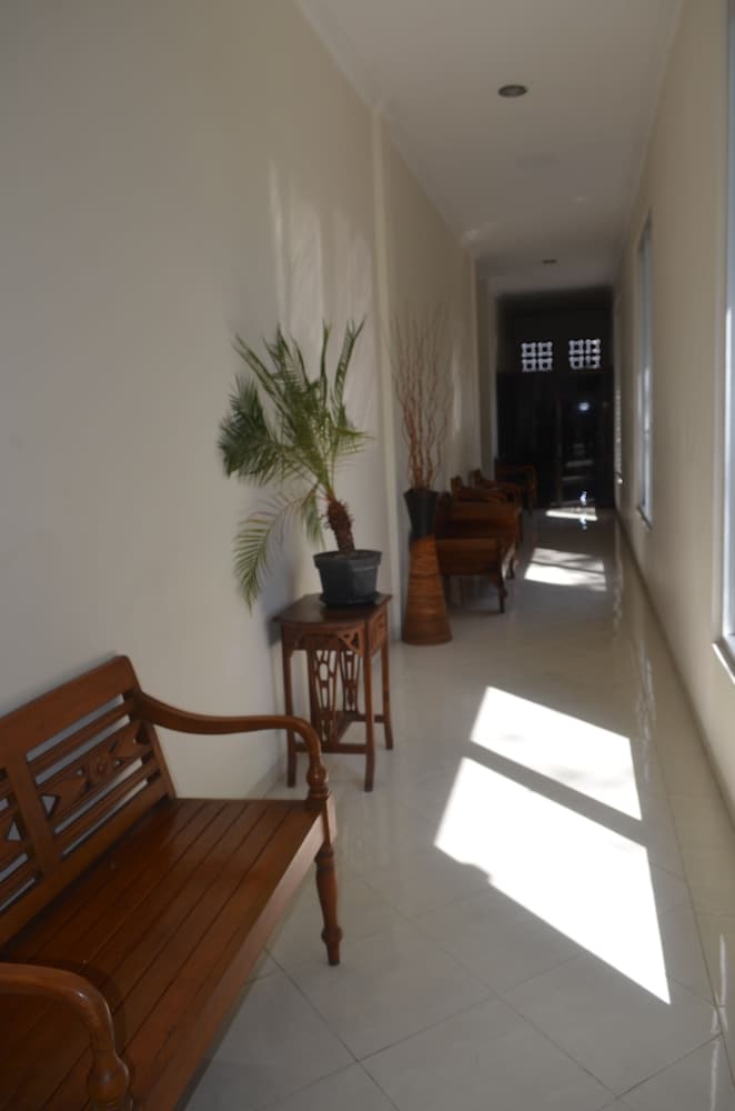 ARINI HOTEL 29/43