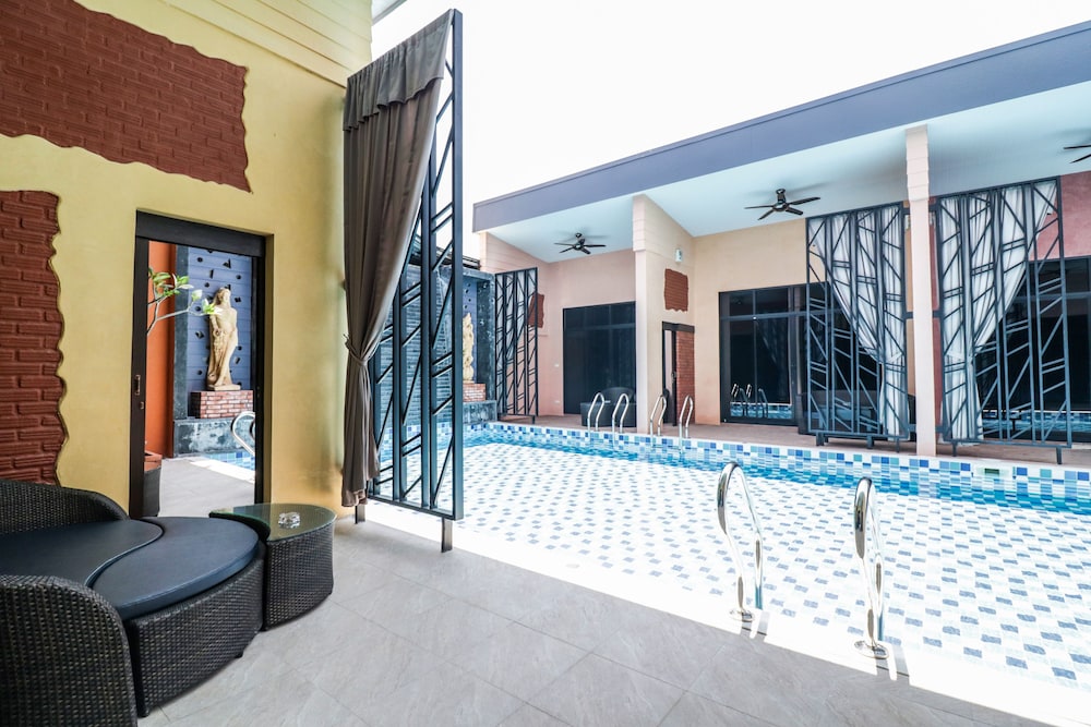 Baan Noppadol Hua Hin Loft Resort 18/68