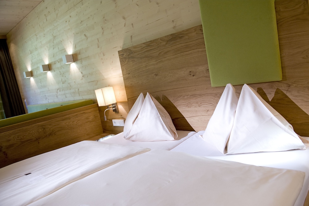 Hotel Leonhard 33/73