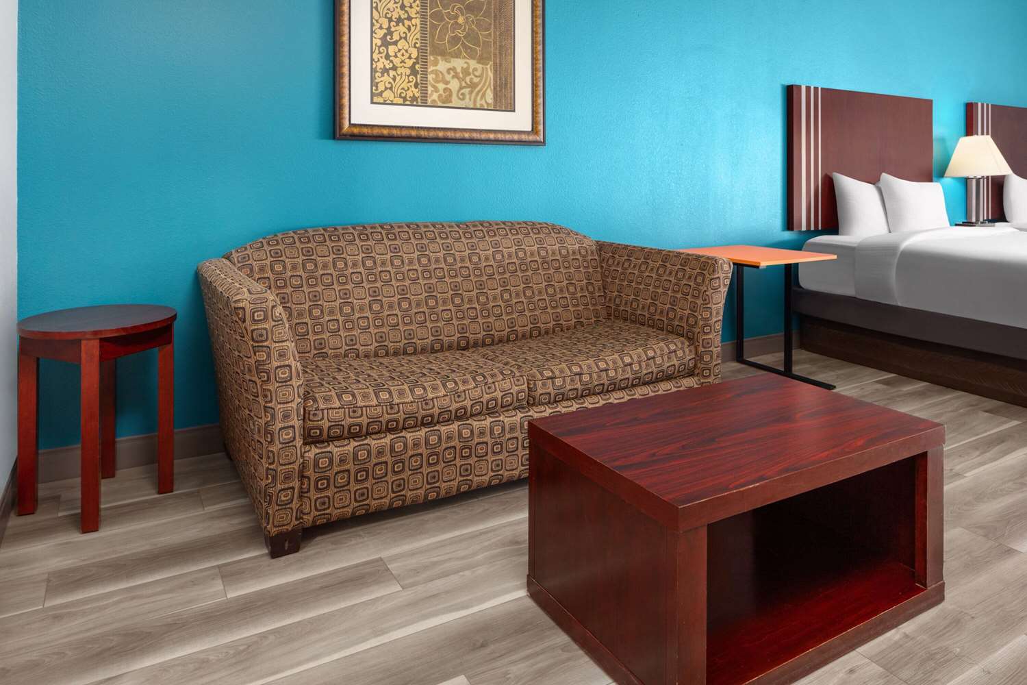 La Quinta Inn And Suites By Wyndham Woodward 14/31