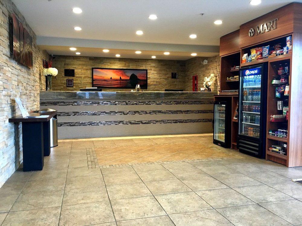 Ramada By Wyndham Portland 4/35