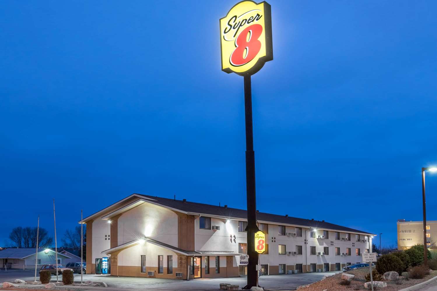 Super 8 By Wyndham Bismarck 2/35