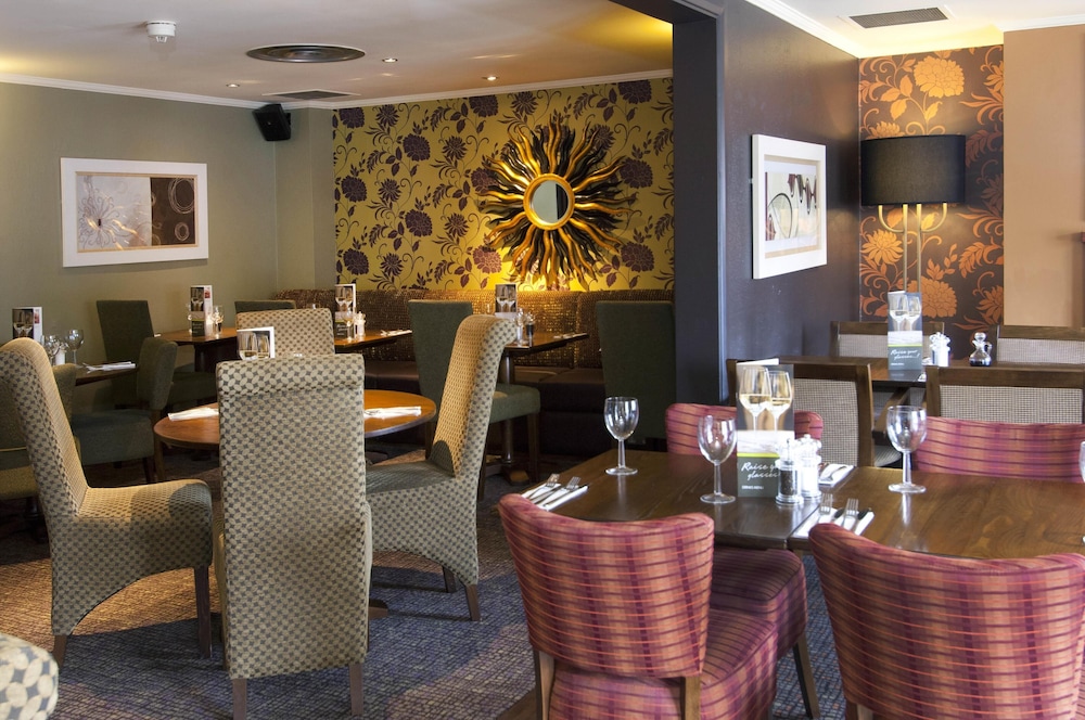 Premier Inn Gatwick Crawley Town West 23/34
