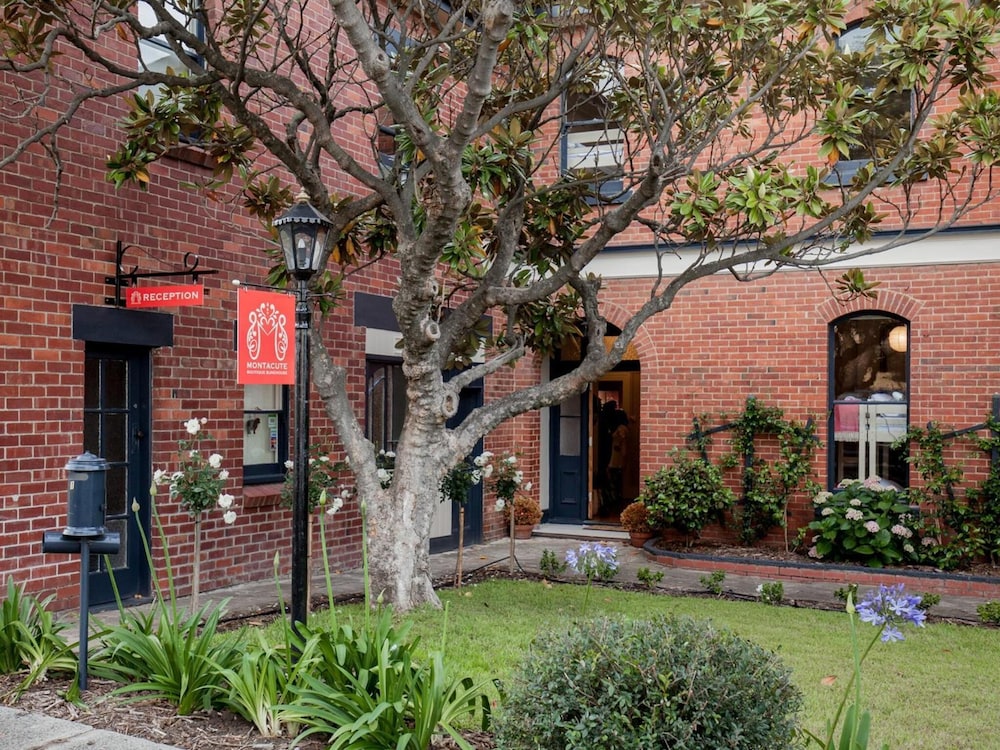 Montacute Boutique Bunkhouse 23/25