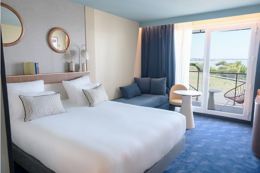 Family, Double Bed, Sea View, Sofa, Balcony