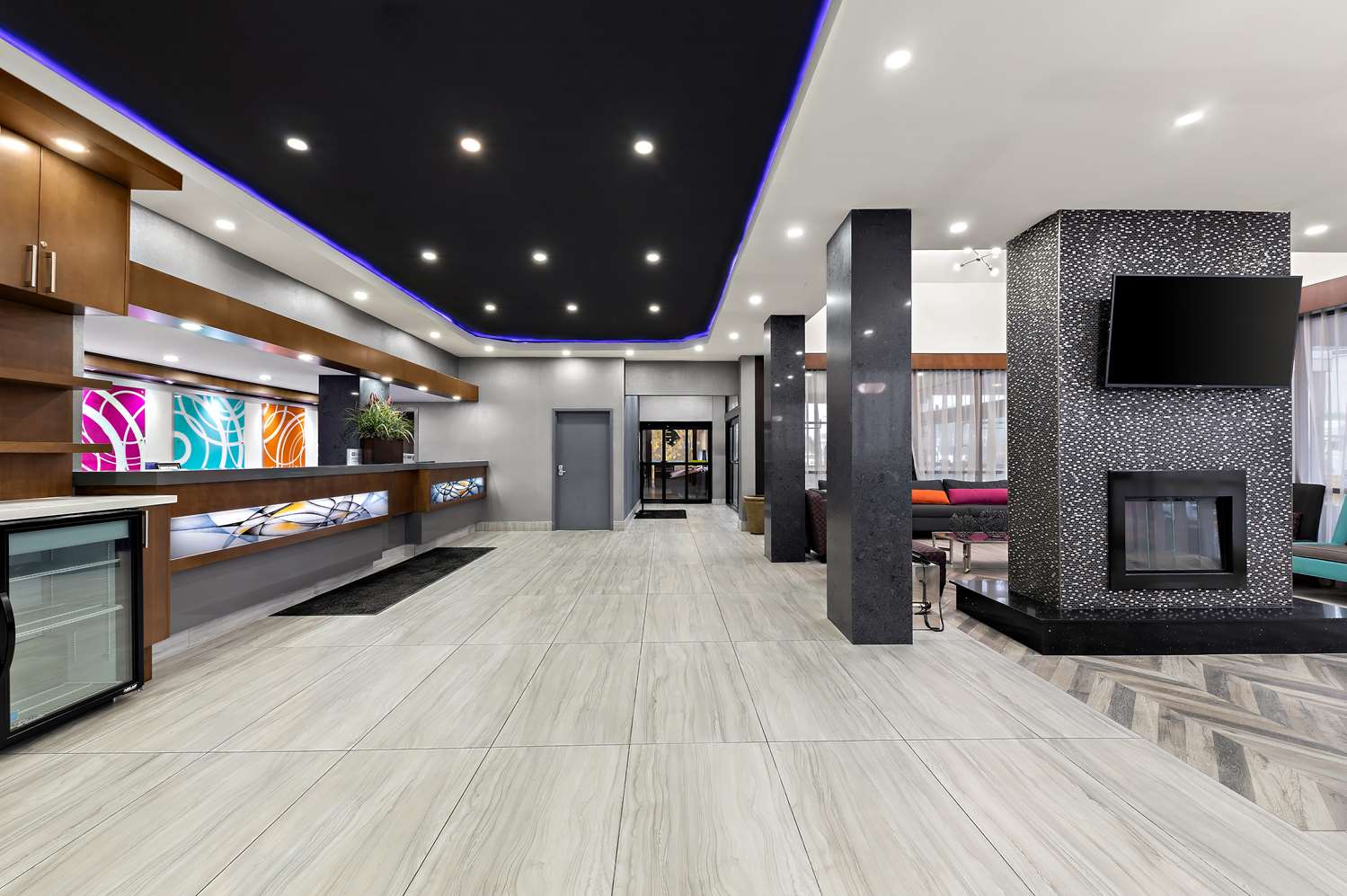 Best Western Plus Toronto North York Hotel and Suites 3/13
