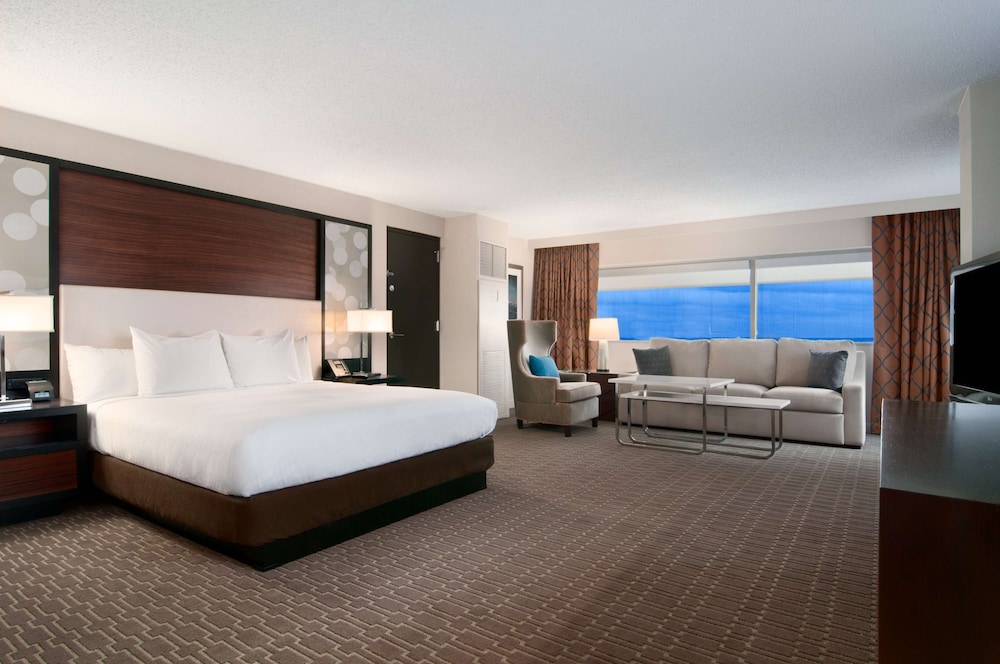 Hilton Atlanta Airport 20/70