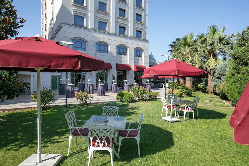 Limak Eurasia Luxury Hotel 43/49