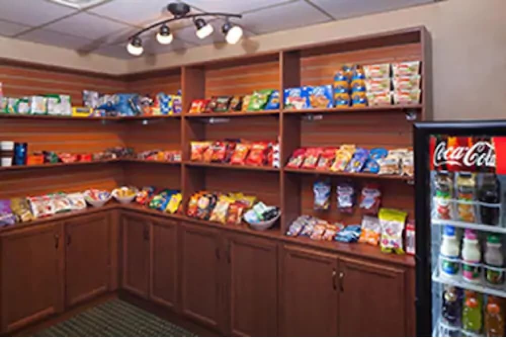 Kahler Inn and Suites - Mayo Clinic Area 48/60