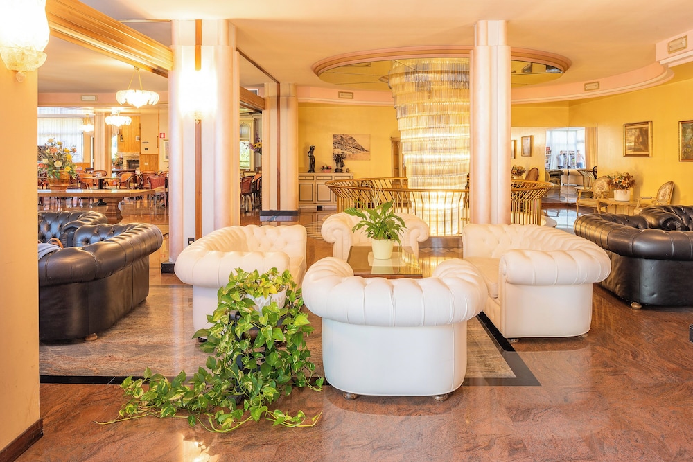 Park Hotel Oasi 44/71