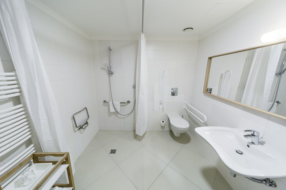 Archibald City Hotel 41/43