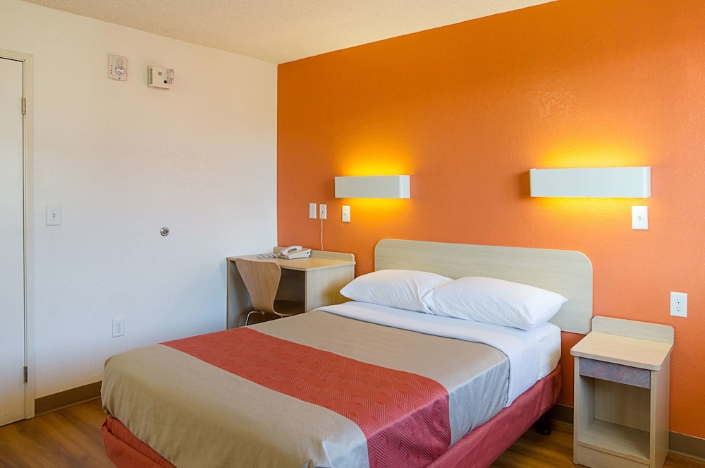 Motel6 Denver, CO – Downtown 29/58