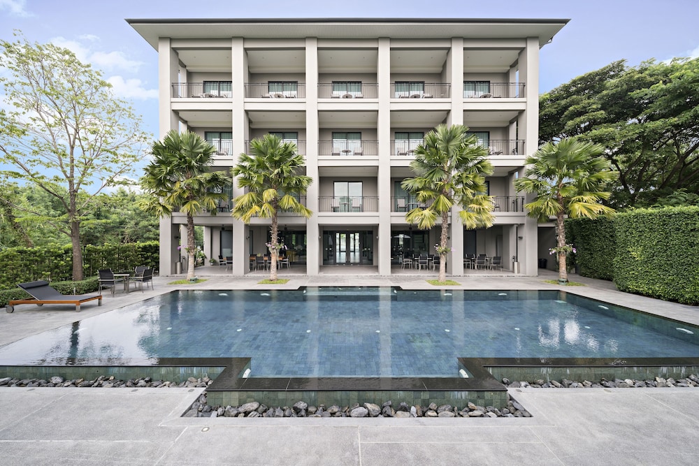 The Sala Pattaya 12/69