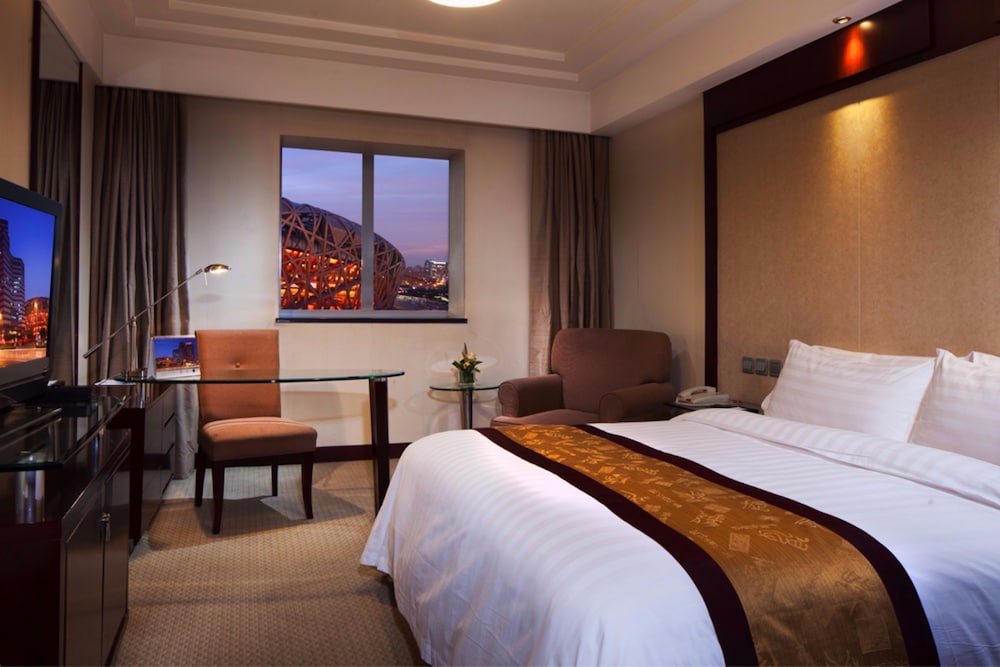 GRAND SKYLIGHT CATIC HOTEL 7/50