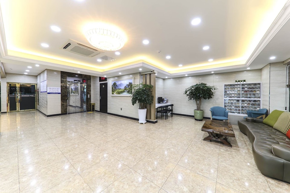 Nohyung Hotel 32/42