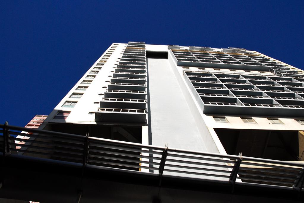 Bristol Condominio Apart 2/26