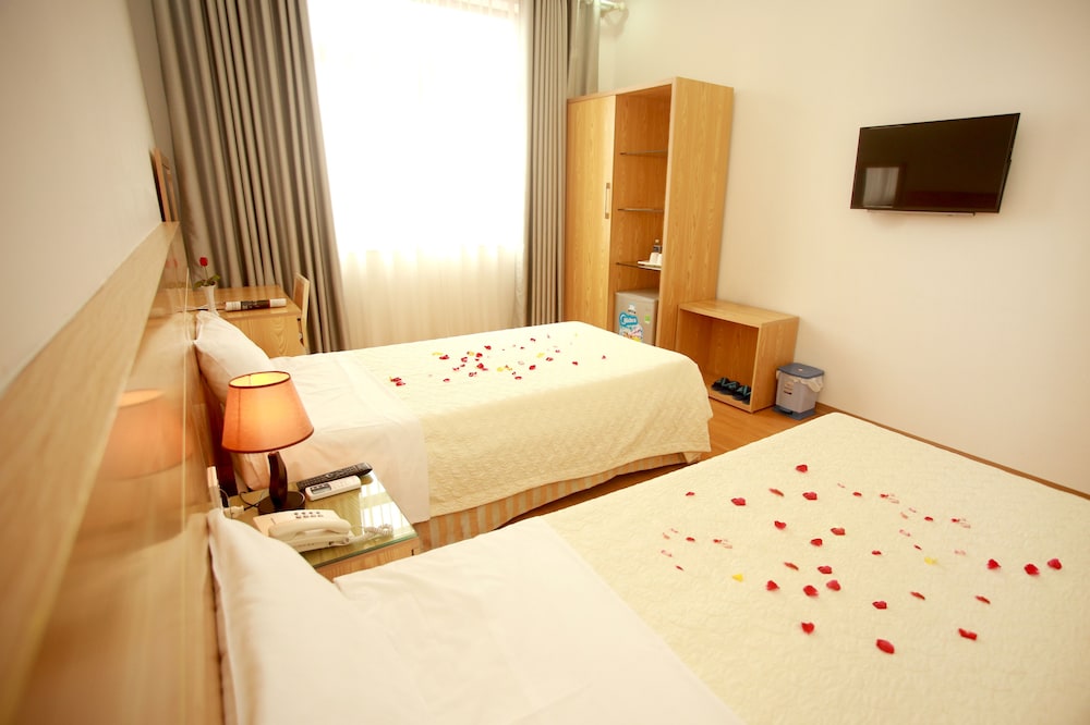 Hacinco Hotel 24/65