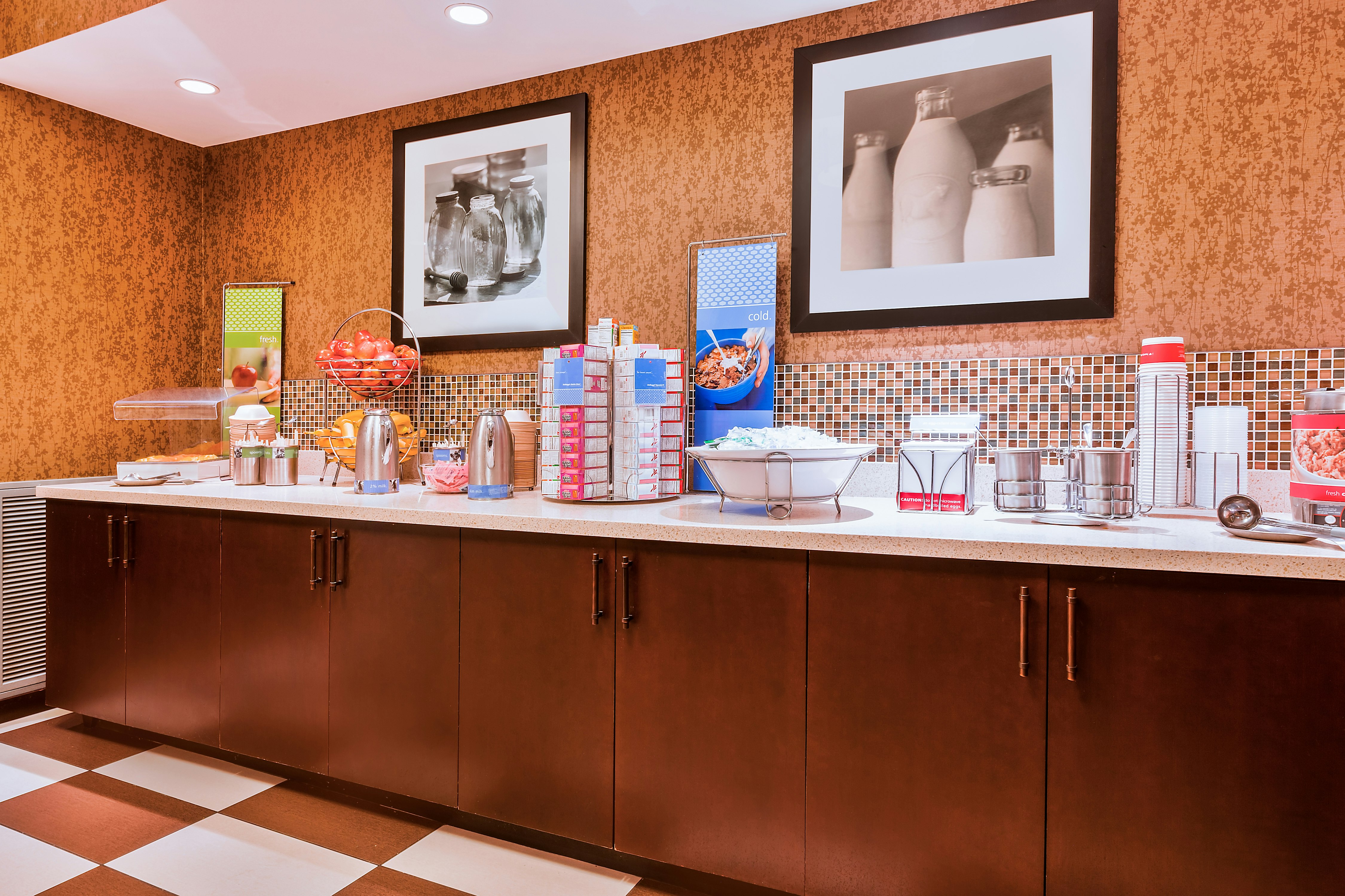 Hampton Inn Hendersonville 9/55