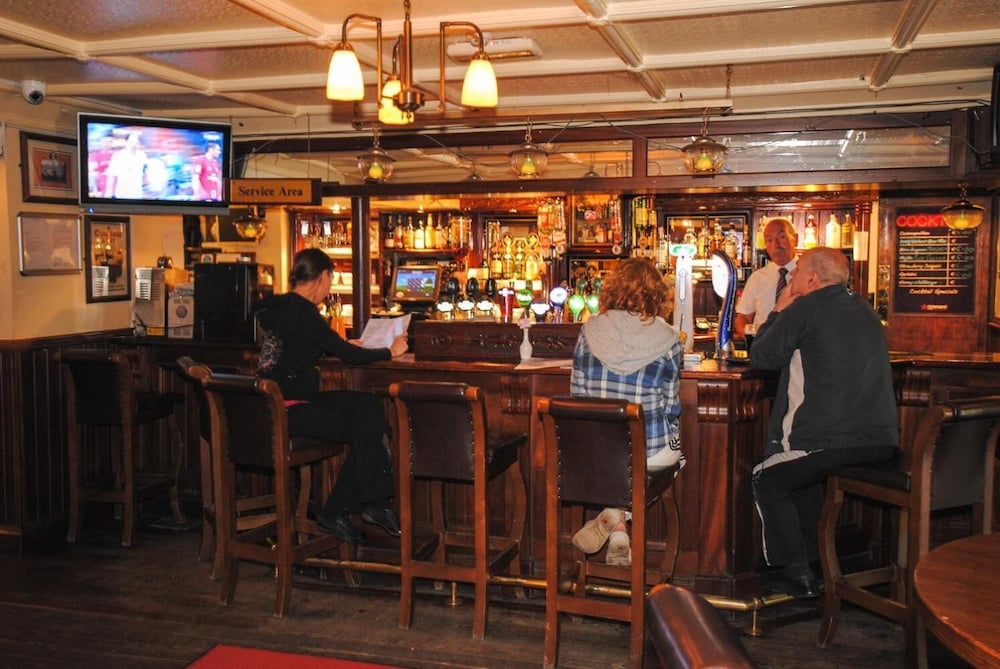 LANSDOWNE HOTEL 36/47