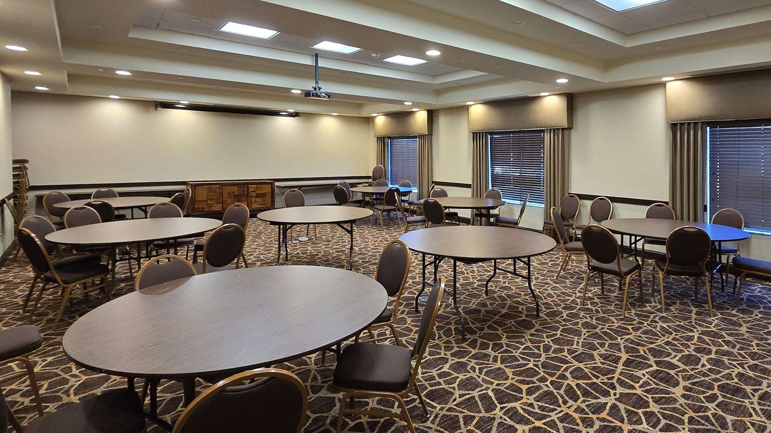 Comfort Inn & Suites Beeville, TX 13/15