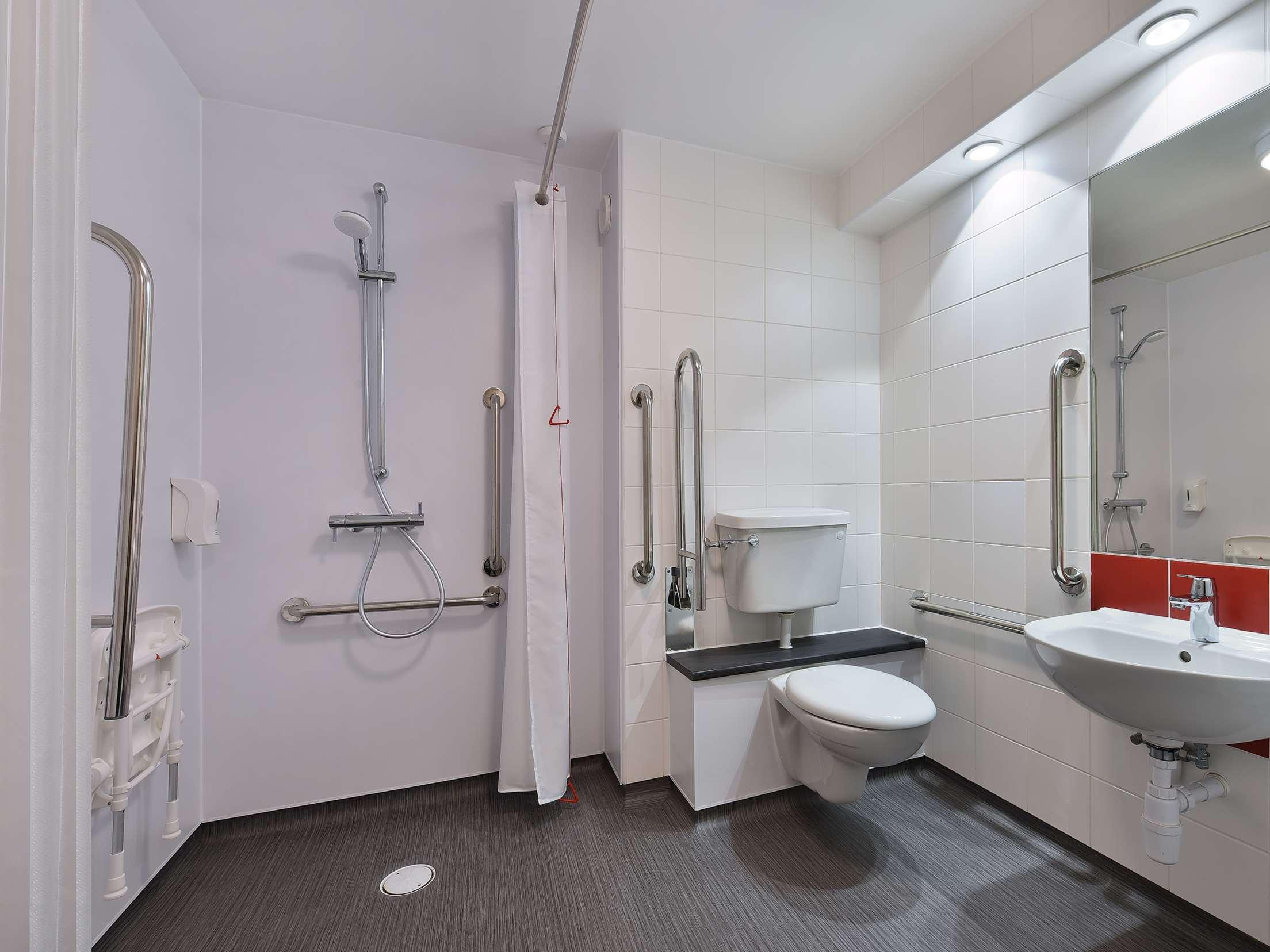 Travelodge Torquay 24/25