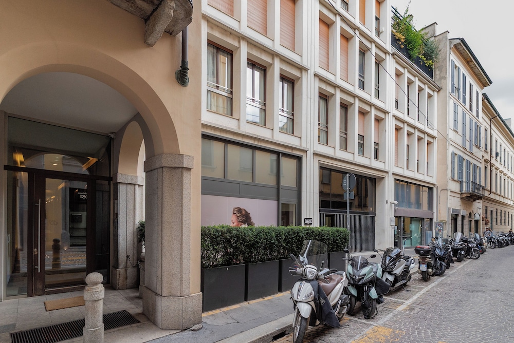 Brera Apartments In Nerino 41/50