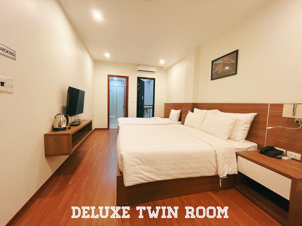 Paragon Noi Bai Hotel and Pool 17/49