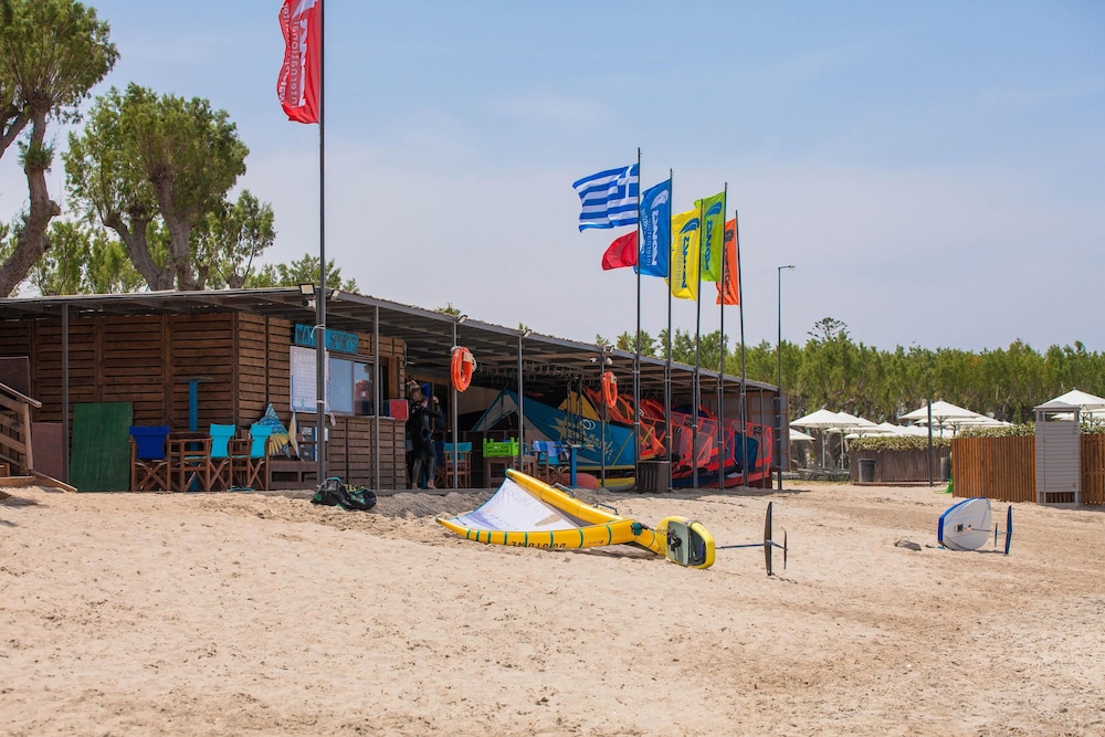 Neptune Luxury Resort 69/78