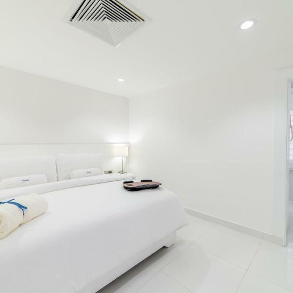 Honeymoon, Imperial, Suite