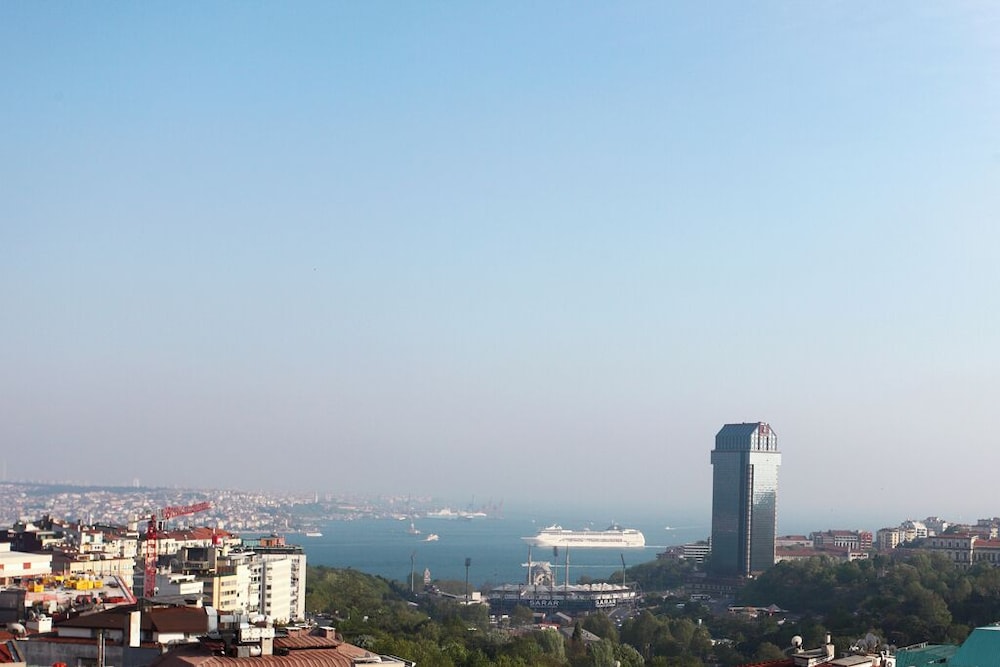 Cheya Residences Nisantasi Deluxe 66/71