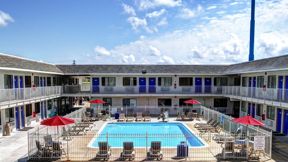 Motel6 Slidell, LA - New Orleans 8/56