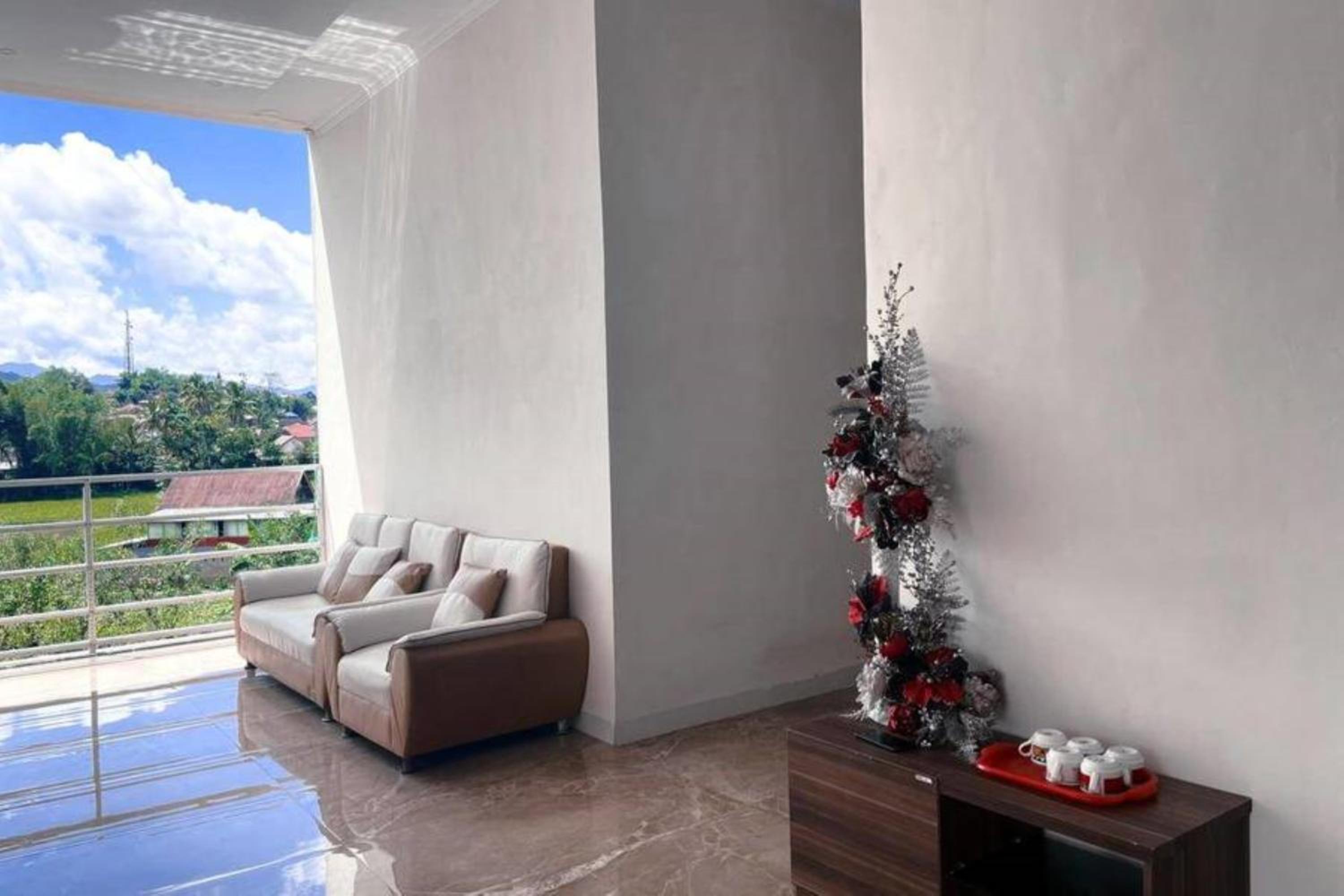 Wisma Maestro Toraja 14/38