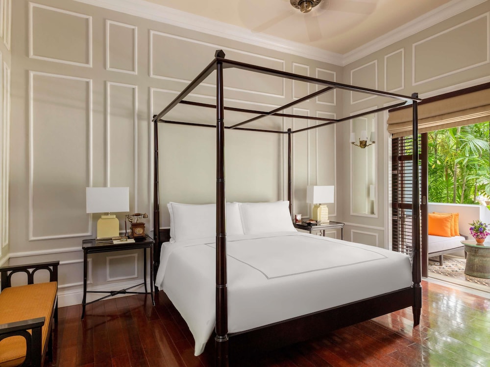 Raffles, Suite, King Bed