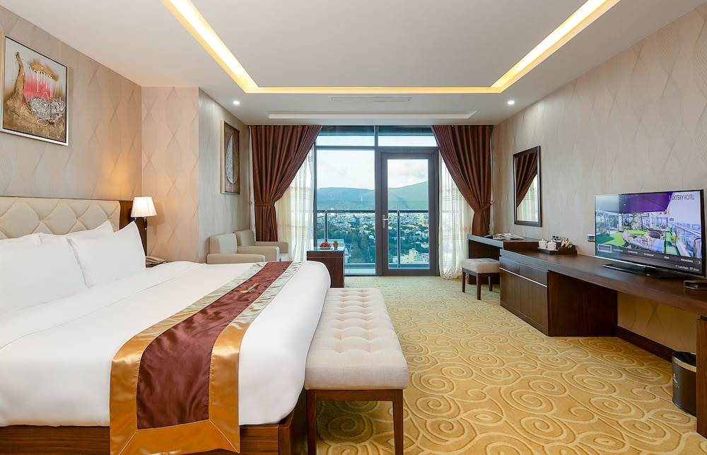 Luxtery Hotel 47/71