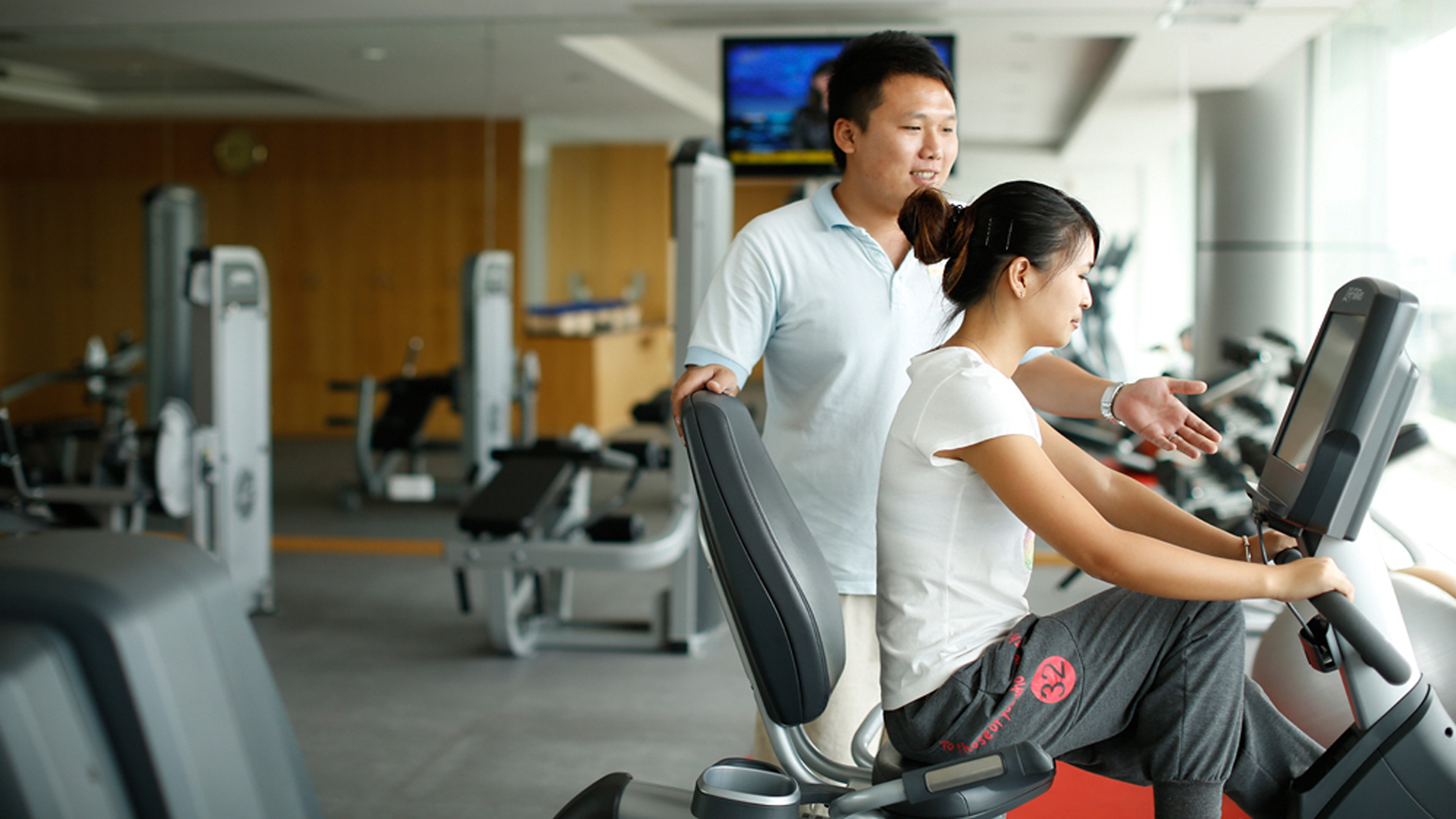 Crowne Plaza Zhongshan Wing on City 24/50