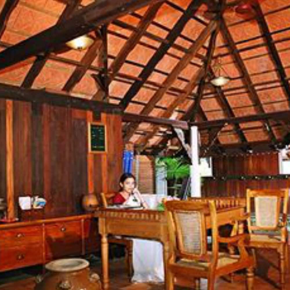 Kumarakom Lake Resort 24/50
