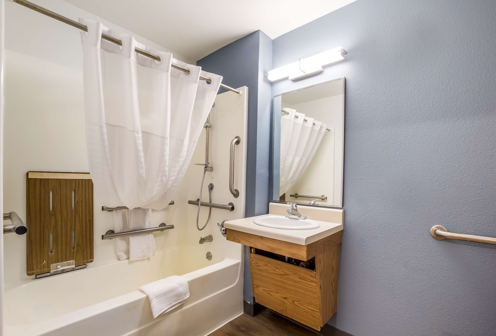Extended Stay America Select Suites - Indianapolis - Lawrence 16/56