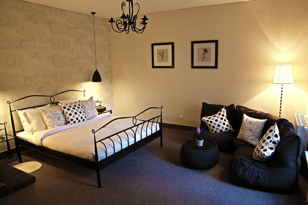 Moon Garden Art Hotel 39/70