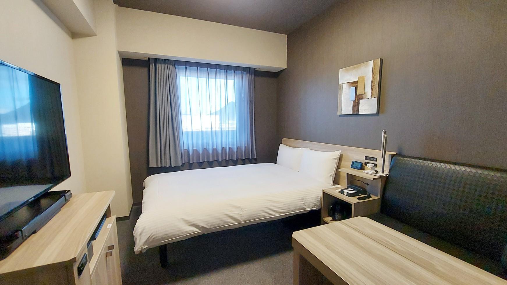 Semi Room, Exclusive, Semi Double Bed, Smoking