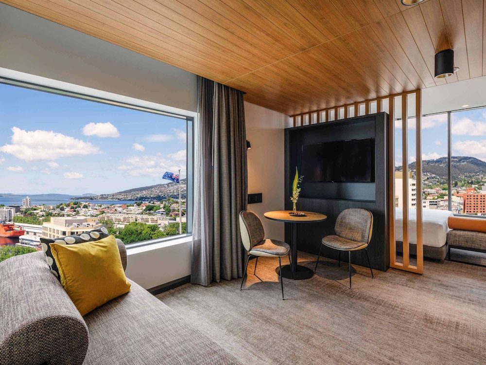 Movenpick Hotel Hobart 50/73
